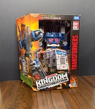 Transformers Kingdom Ultra Magnus Wars for Cybertron Leader Class