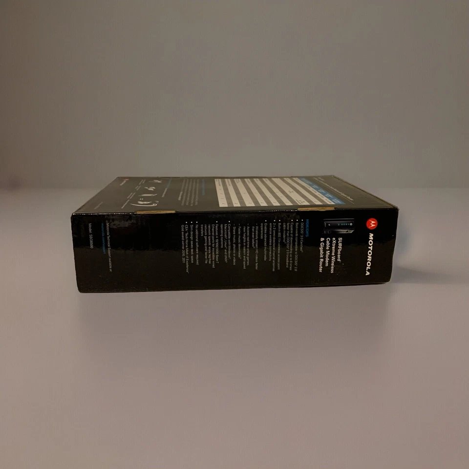 Motorola Surfboard SBG6580 Wifi Cable Modem/Router Dual Band DOCSIS 3.0 (300 MBs - Image 3 of 4