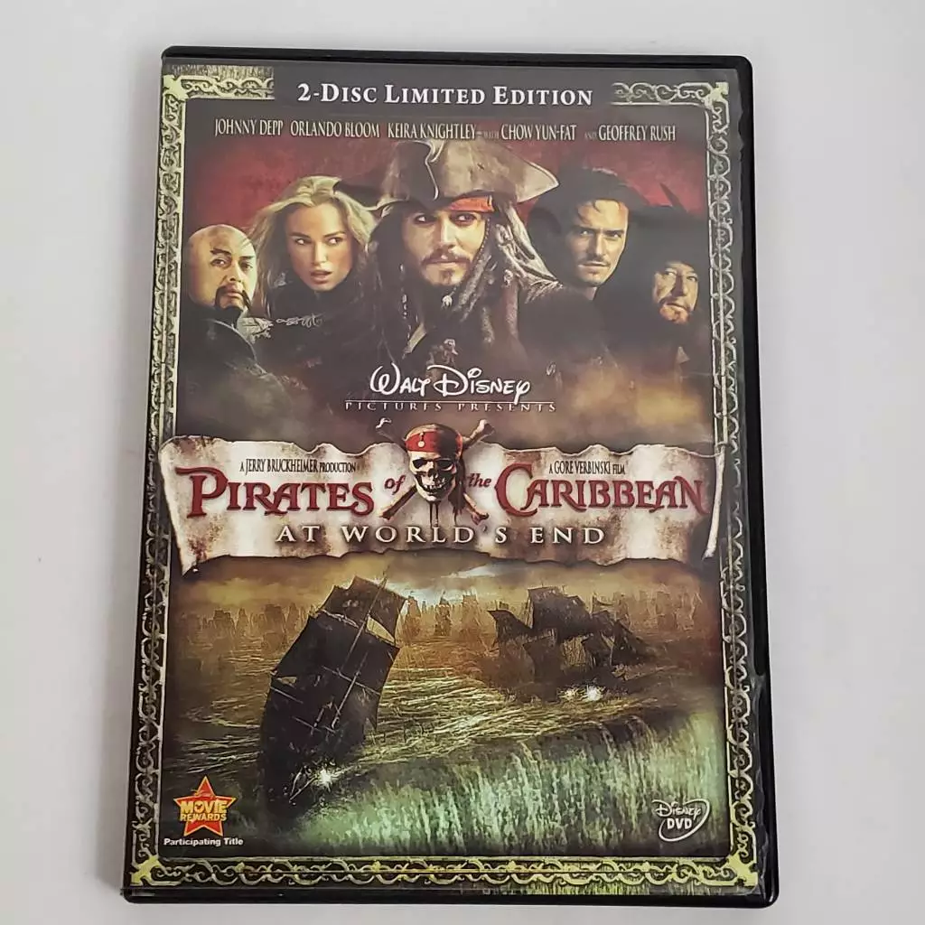  Pirates of the Caribbean: At World's End (Two-Disc