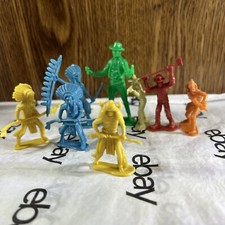 Vintage Cowboy and Indian Toy Figure Lot of 8