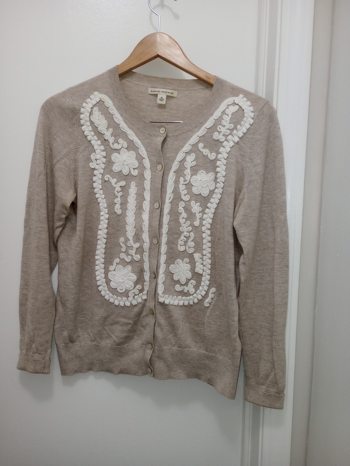 Cárdigan para mujer Banana Republic suéter beige extra 100 % algodón con botones-image