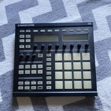 Native Instruments MASCHINE MK2 (Software not included)