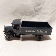 mes-96542	Roskopf Serie Nostalgie 1:87 Mercedes LKW Junkers u. Co. Dessau