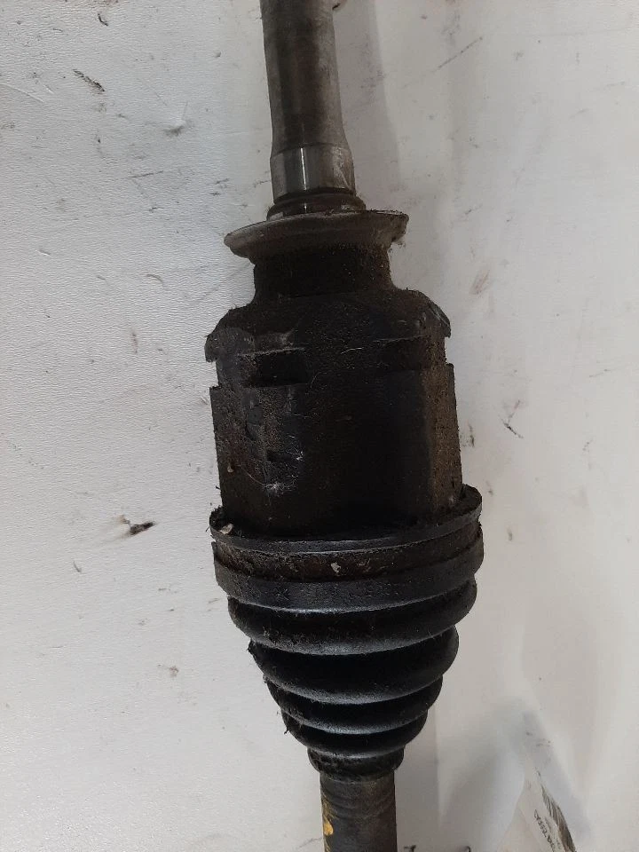 01 02 03 04 05 TOYOTA RAV 4 PASAJERO DELANTERO EJE DERECHO EJE Foto 3 de 4