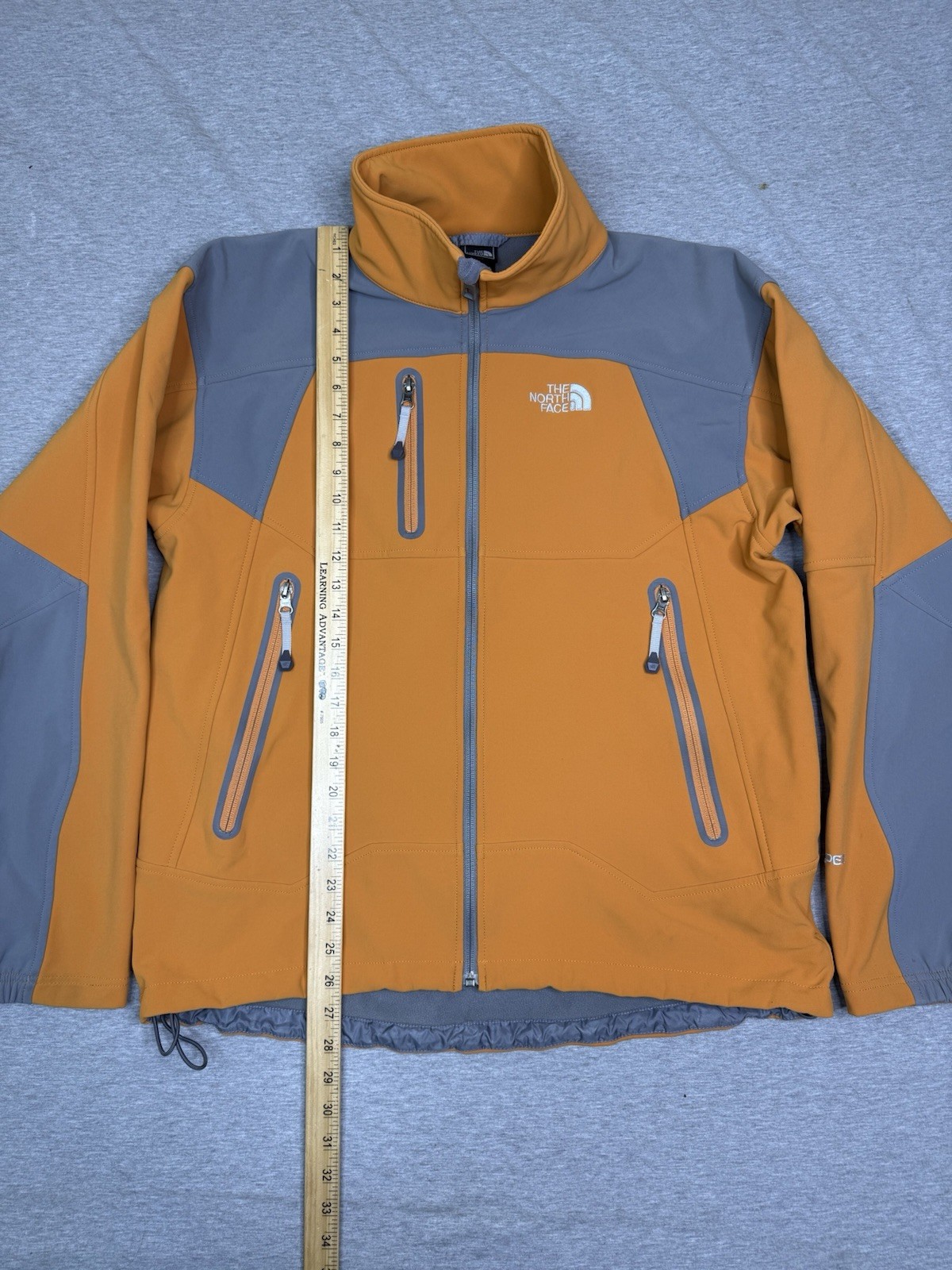 The North Face Apex Bionic Softshell Full Zip Jac… - image 2