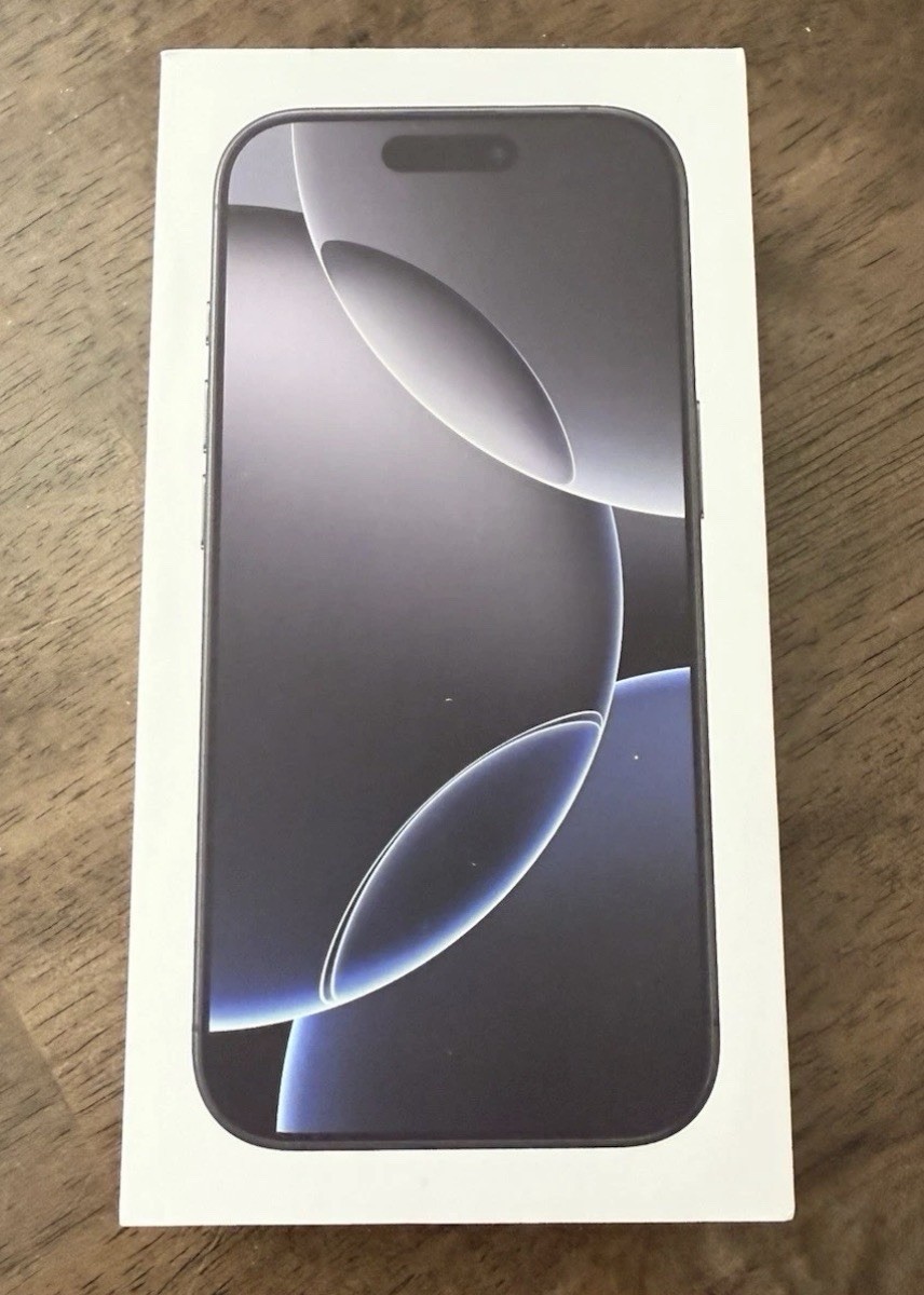 Apple iPhone 16 Pro Max - 256 GB - Black Titanium (Unlocked