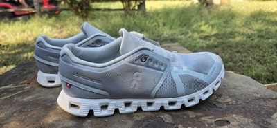 On Cloud 5 Mens 9 Surf Cobble Casual Tennis Shoes Womens 10.5