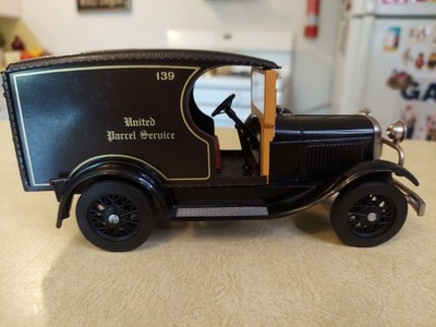 United Parcel Service 1929 MODEL A Delivery Truck DIE-CAST UPS