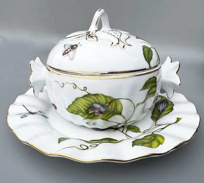 Godinger ''Jardin'' Sauce or Soup Bowl w/ Underplate & Lid, Gold Trim, Leaves, Bee