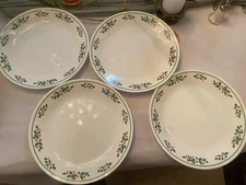 Corelle by Corning Winter Holly Dinner Plates Set Of Four