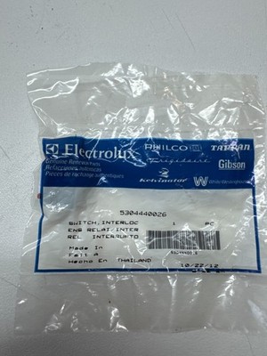 Genuine OEM Electrolux 5304440026 Microwave Electric Door Interlock Switch Black