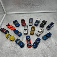 HOT WHEELS Lot of 17 Good Condition.