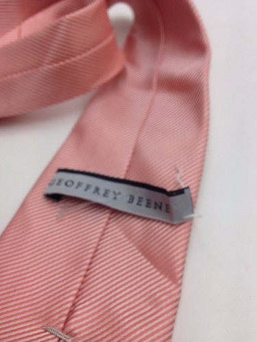 $95 Geoffrey Beene Mens Pink Solid Neck Tie Dress Skinny Classic Necktie 58x3.25 - Picture 3 of 5