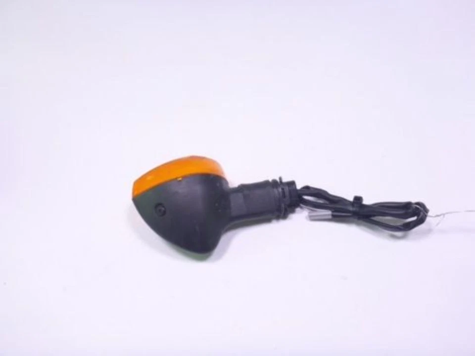 Intermitente de señal de giro trasero izquierdo Yamaha FZ 09 15 Foto 3 de 4