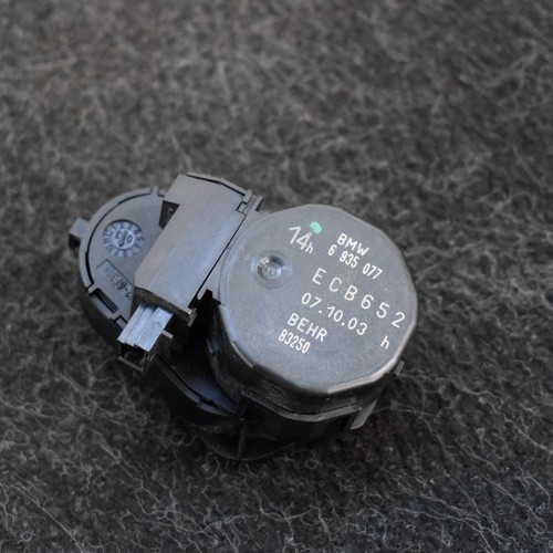 BMW 7er E65 E66 Abtauentlüftungsklappenmotorantrieb 6935077 2003