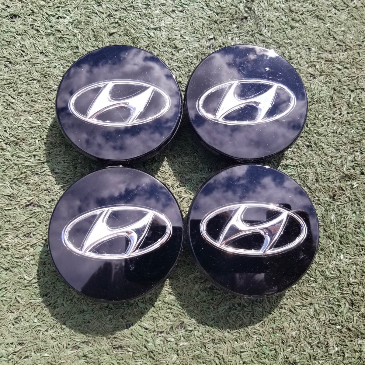 Set 4 Factory OEM Hyundai Palisade Black Wheel Center Caps 2023