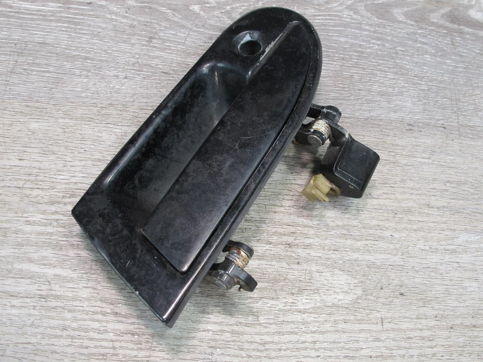 ОРИГИНАЛЬНАЯ ЛЕВАЯ НАРУЖНАЯ РУЧКА ДВЕРИ 91-99 MITSUBISHI 3000GT - Изображение 3 из 4