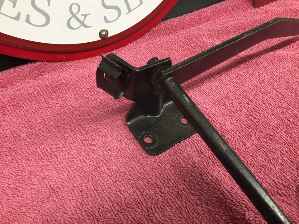 Mercury Turnpike Cruiser 1957 acoplamiento de carburador para motor 368 Foto 3 de 4