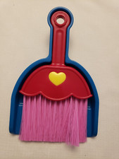 Kids dustpan, Hand broom Set by BATTAT PLAY CIRCLE MULTICOLOR