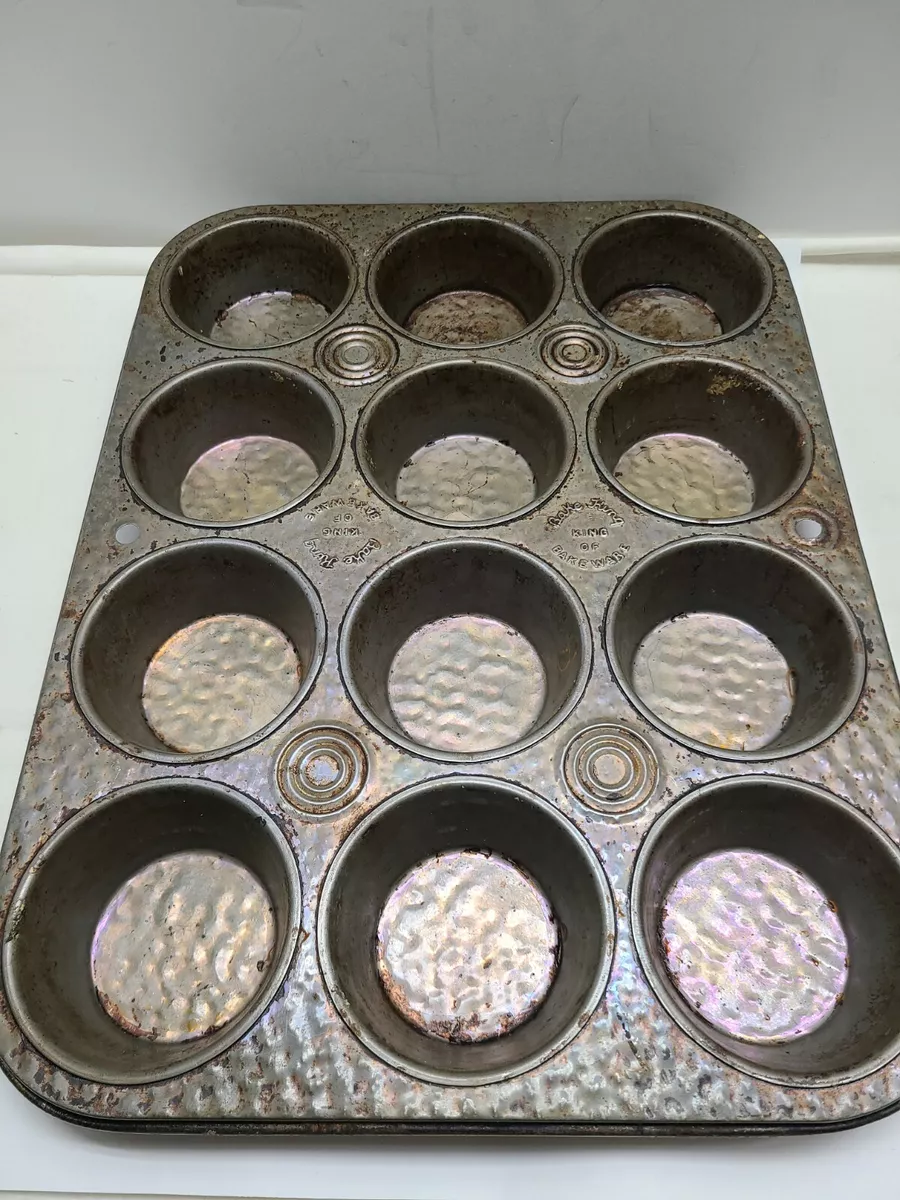 Vintage baking shop pans