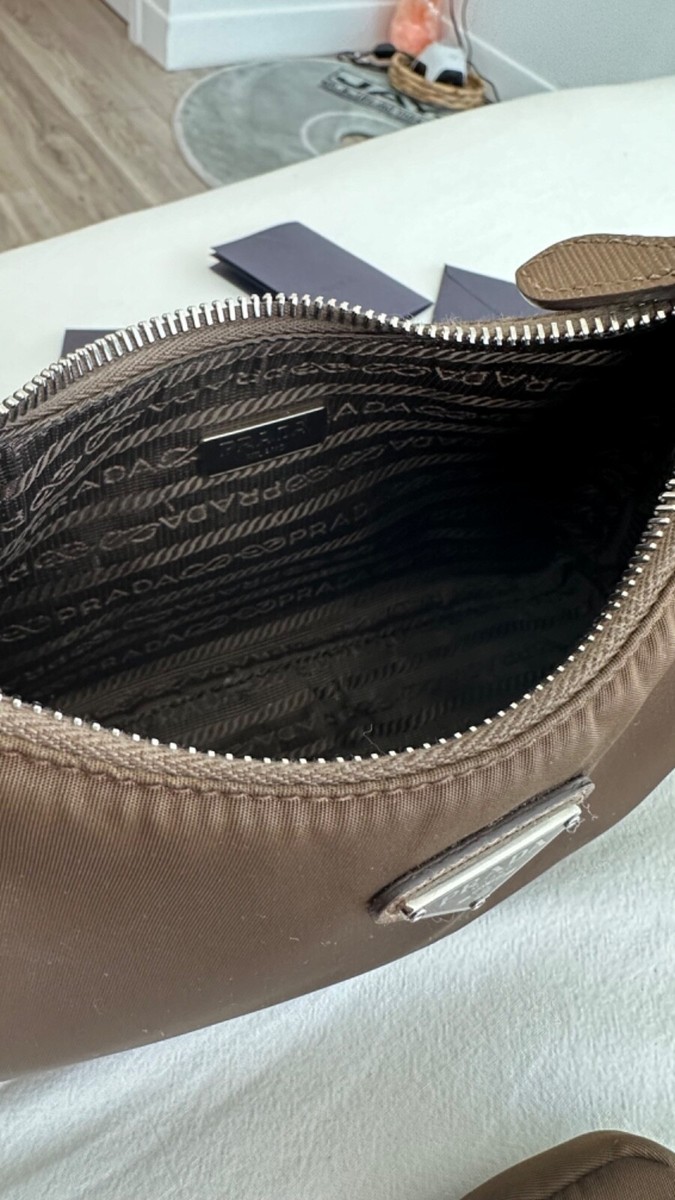 や*み様 Prada Pre-Owned Pocket Re-Nylon ショル Prada Re-Nylon Bag