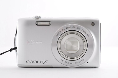 NIKON COOLPIX S3300 16.0MP Compact Digital Camera 6x Optical Zoom