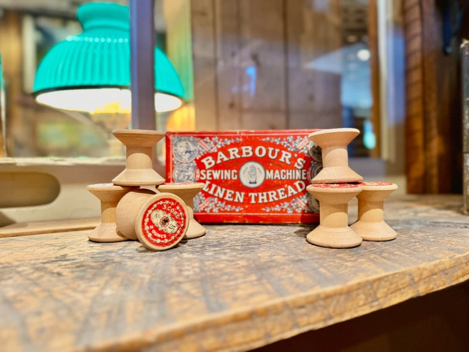 Antique Barbour's Sewing Machine Thread Spools and Original Box (Set of 7) - Image 3 of 4