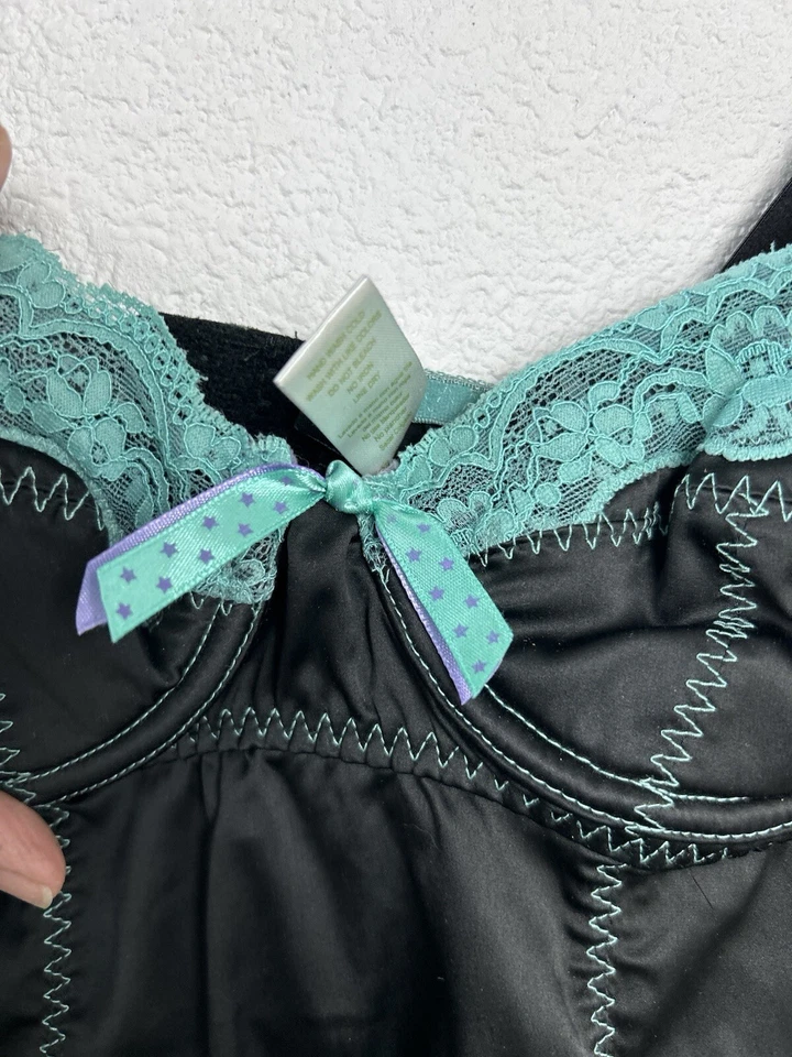Corsé vintage Hot Topic Y2K hilos morbosos negro verde azulado brocado talla 32A gótico Foto 3 de 4
