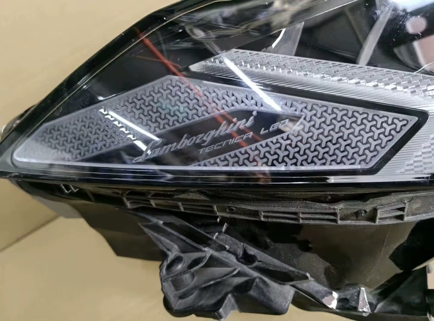 18 19 20 21 22 23 24 Lamborghini Urus RH Right Headlight Perfect!