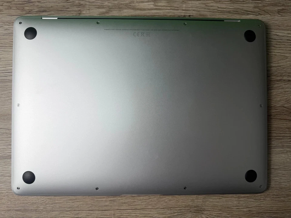 Apple MacBook Air 13" (256 Go SSD, M1, 8 Go) Laptop - Argent - Photo 2/4