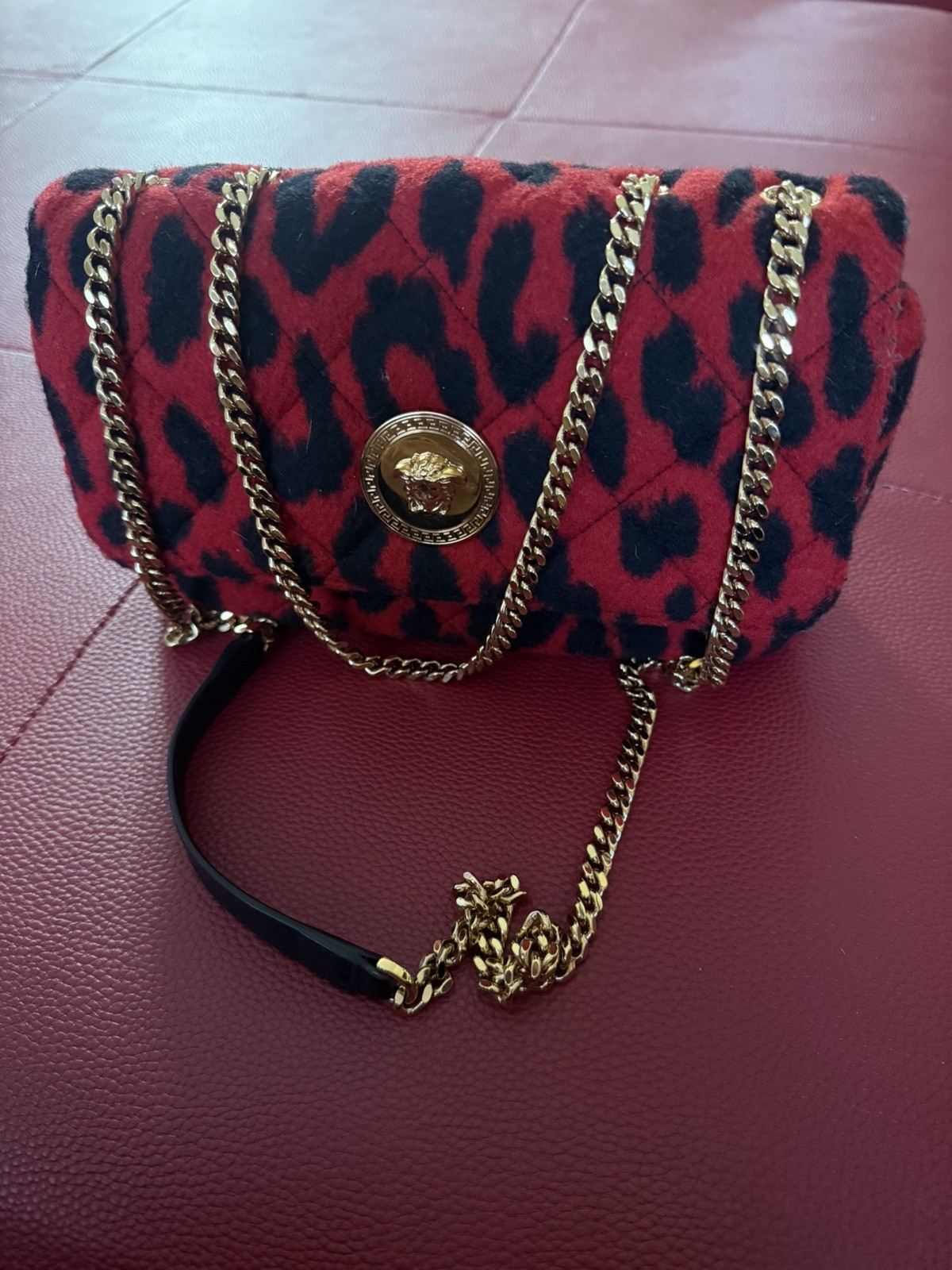 Versace Medusa printed Quilted Fabric Shoulder Bag Women's Red and black image 6