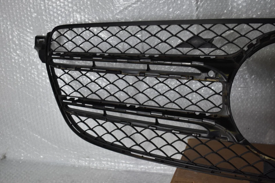 REJILLA MERCEDES BENZ GLE400 4MATIC 2016-2019 OEM A 166 888 02 60 Foto 2 de 4