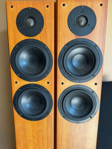 Tannoy Revolution R2 Floor‑Standing Stereo Speakers – Dual‑Concentric British De - Picture 2 of 14