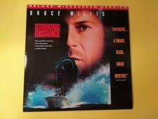 STRIKING DISTANCE Bruce Willis, Dennis Farina 1993 Columbia Tristar R LASERDISC