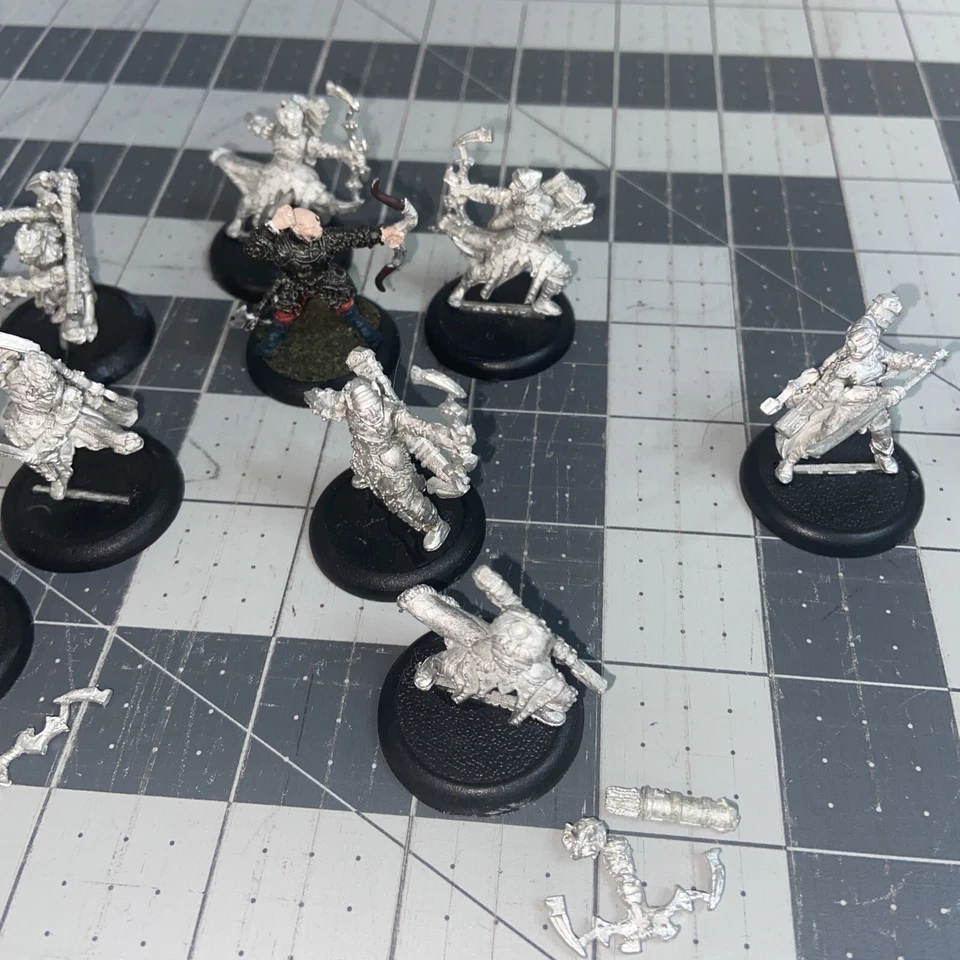 Cylena Raefyll & Nyss Hunters x12 Mercenaries Warmachine PIP 41109 Lanyss 81008 - Image 3 of 4