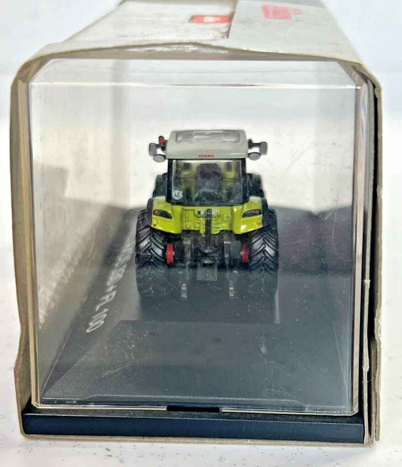 Schuco 1:87 25597 Claas Axos 330 + FL 100 Tractor in Original Box - Image 3 of 4