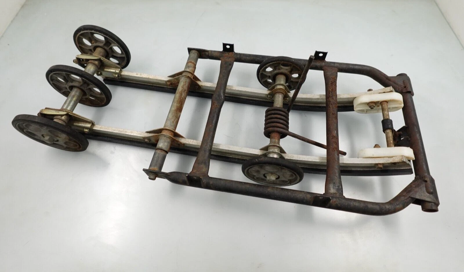 1990 Yamaha SnoSport 125 ES / SV125EP OEM Skid Assembly 87A-47411-00-00