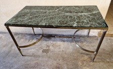 Table basse design en laiton