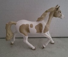 SCHLEICH WHITE TAN PAINT MARE 2018 HORSE LOOSE FIGURE L38