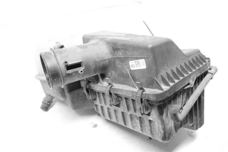 2011 Ford F150 Air Cleaner Assembly OEM Black AL3Z9661B 5.0L 202K Miles - Image 4 of 4