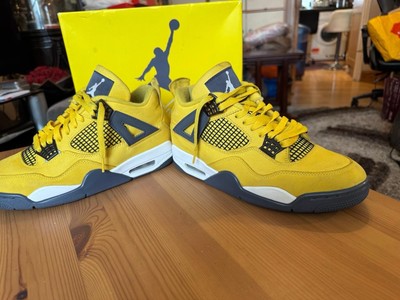 Air Jordan 4 Retro Lightning Nike CT8527-700 Größe 42 UK7,5 US8,5 2020/21 Gelb
