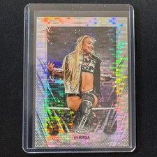 👟LQ 2026 TOPPS CHROME WWE SONAR REFRACTOR LIV MORGAN #17