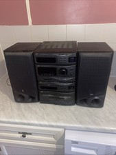 JVC HiFi Tower System Tuner, CD, Phono Turntable, Cassette, Speakers, Remote