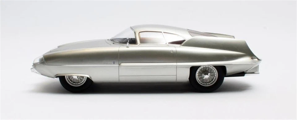 MATRIX MXL0102-031 1/18 Alfa Romeo B.A.T. 9 1955 Modello Auto Argento - Immagine 4 di 4