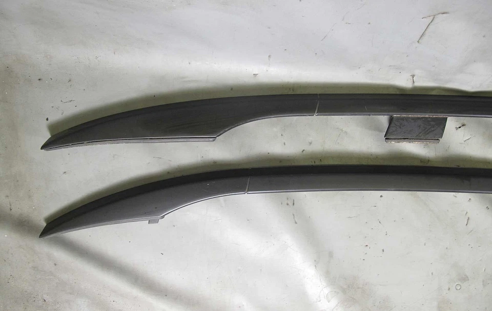 Пара заводских направляющих для багажника на крышу BMW E46 3-Series Touring 2000-2005 б/у от оригинального производителя - Изображение 2 из 4