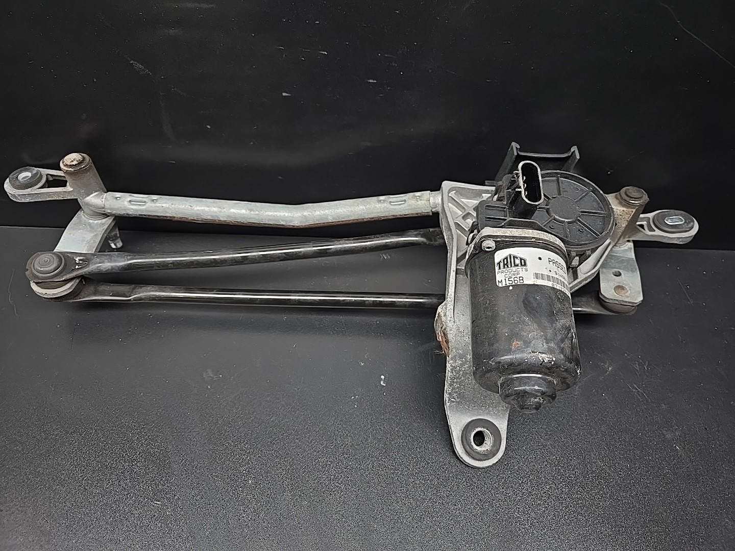 14-21 Maserati Quattro Ghibli Levante Windshield Wiper Motor Linkage Arm OEM