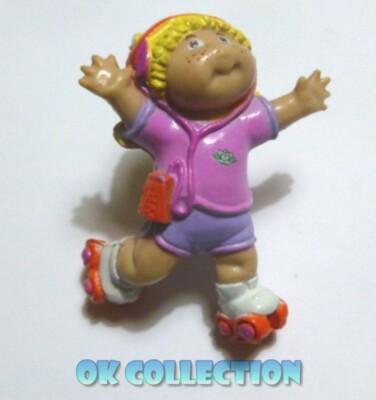 CABBAGE PATCH KIDS Figur PVC 6 cm - LEI CON SKATES (China 1984) 72