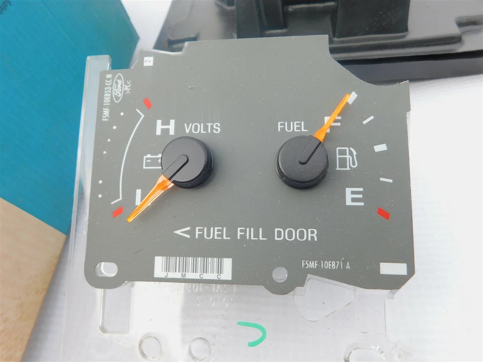 全新 1995 1996 年 1997 年水星大马奎斯气体燃料量 F5PZ-9305-E NOS — 第 2/4 张图片