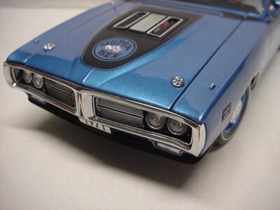1971 Dodge Charger Superbee Bright Blue American Muscle 39466 1 18