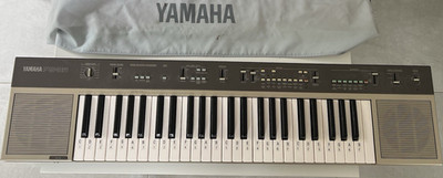 Yamaha PS-35 Keyboard 49 Tasten grau/schwarz mit Lautsprecher, Pitch Bend